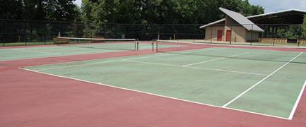 Play all day on one of our two tennis outdoor tennis courts.
