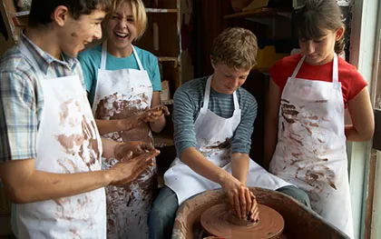 CAMP-20-CLASSES-pottery